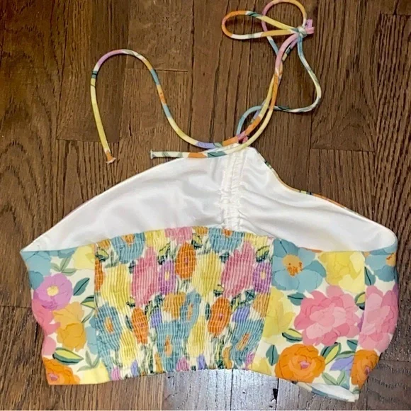 Zara Floral Halter Tie top - Picture 8 of 8